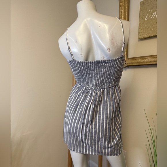 Abercrombie and Fitch wrap front adjustable strap dress large blue and white - Picture 3 of 8